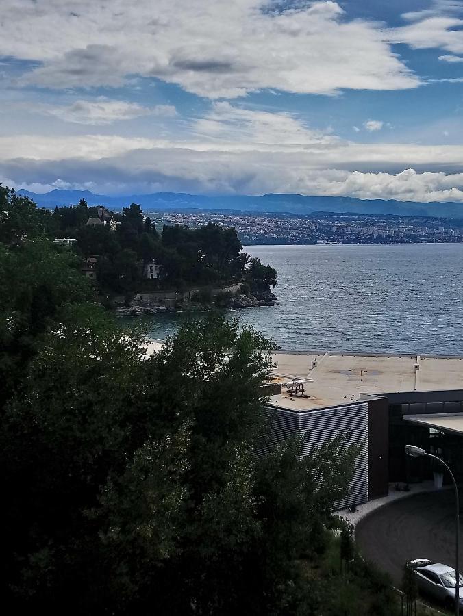 Apartments Alyssa Ичичи Экстерьер фото